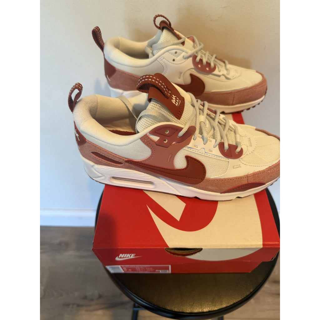 Nike Air Max 90 Futura Red Stardust Rugged Orange Women’s Size 8 NEB FQ8881-618