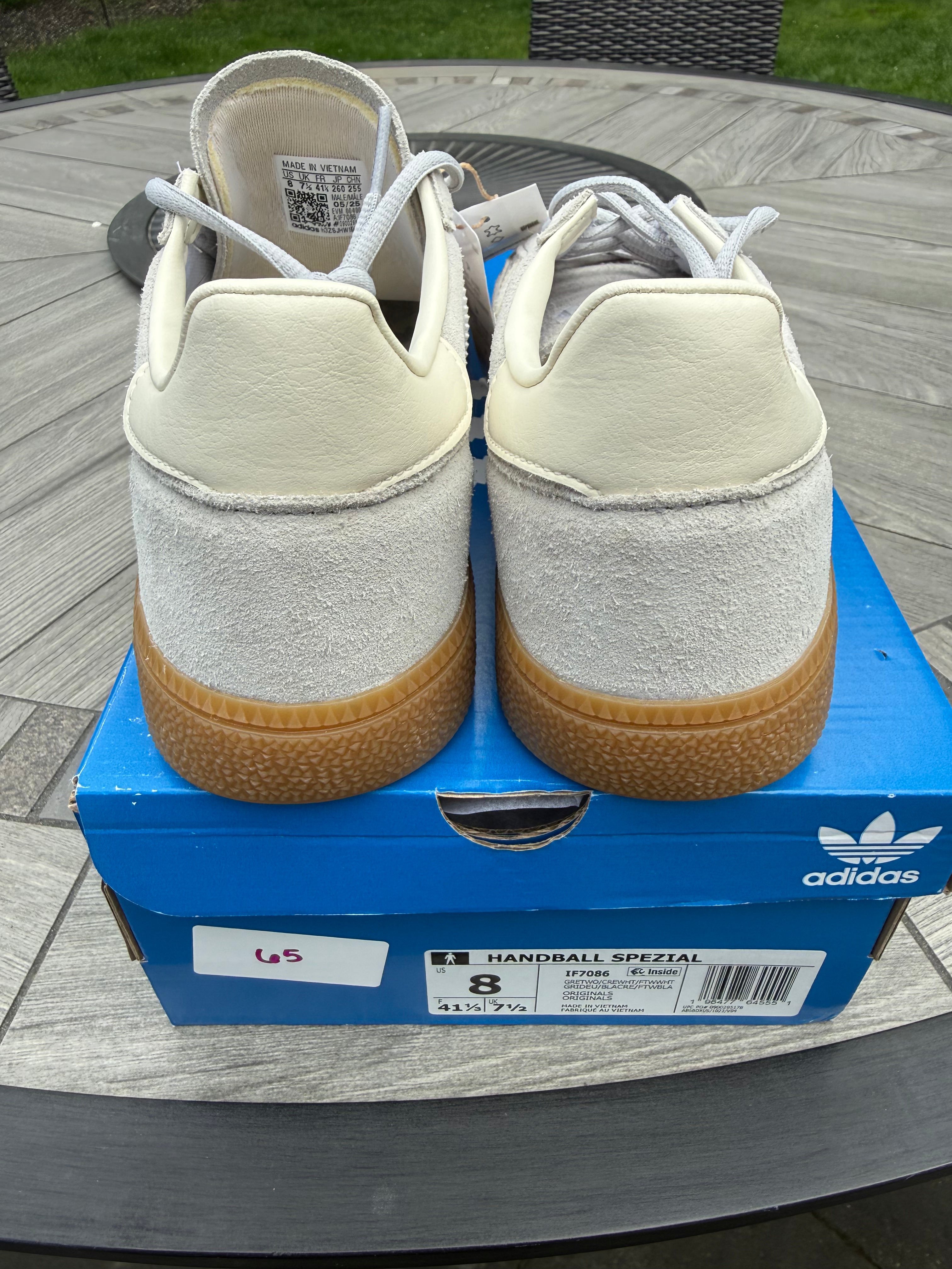adidas Handball Spezial IF7086 Grey White Gum Suede Men’s 8 Women’s 9 NEW
