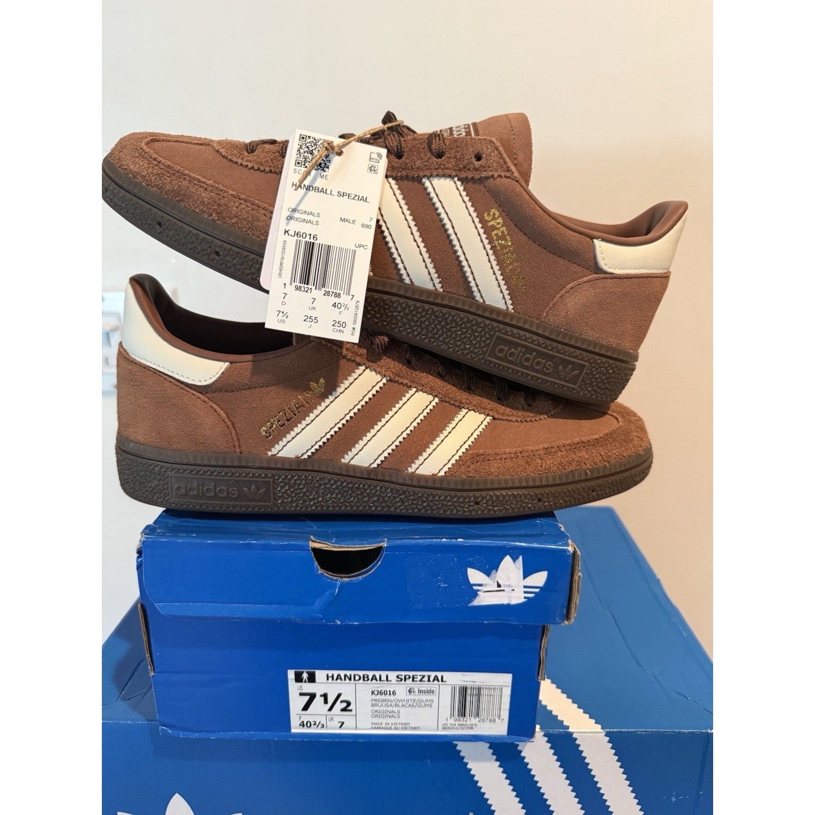Size 7.5 - adidas Handball Spezial Preloved Brown Off White