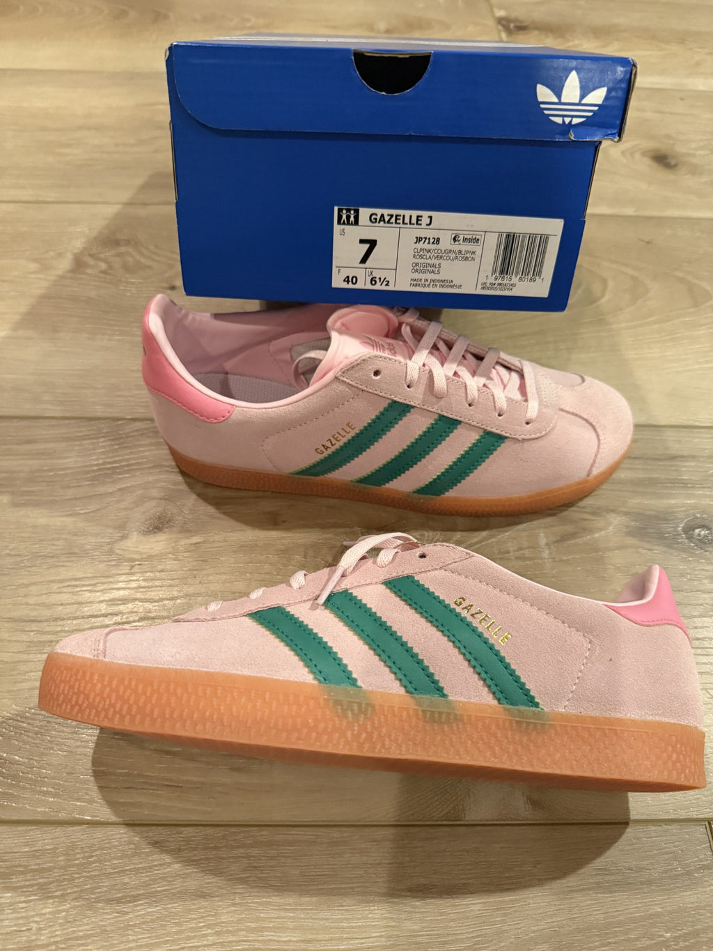 adidas Gazelle JP7128 Pink Green Gum Sole Women’s Size 7 🔥 Rare Colorway DS
